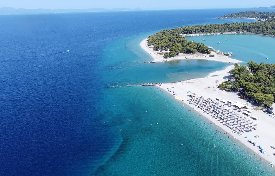 Участок Ставрос, Пефкохори, Греция - большой участок под строительства жилой или туристической недвижимости, Фото 1