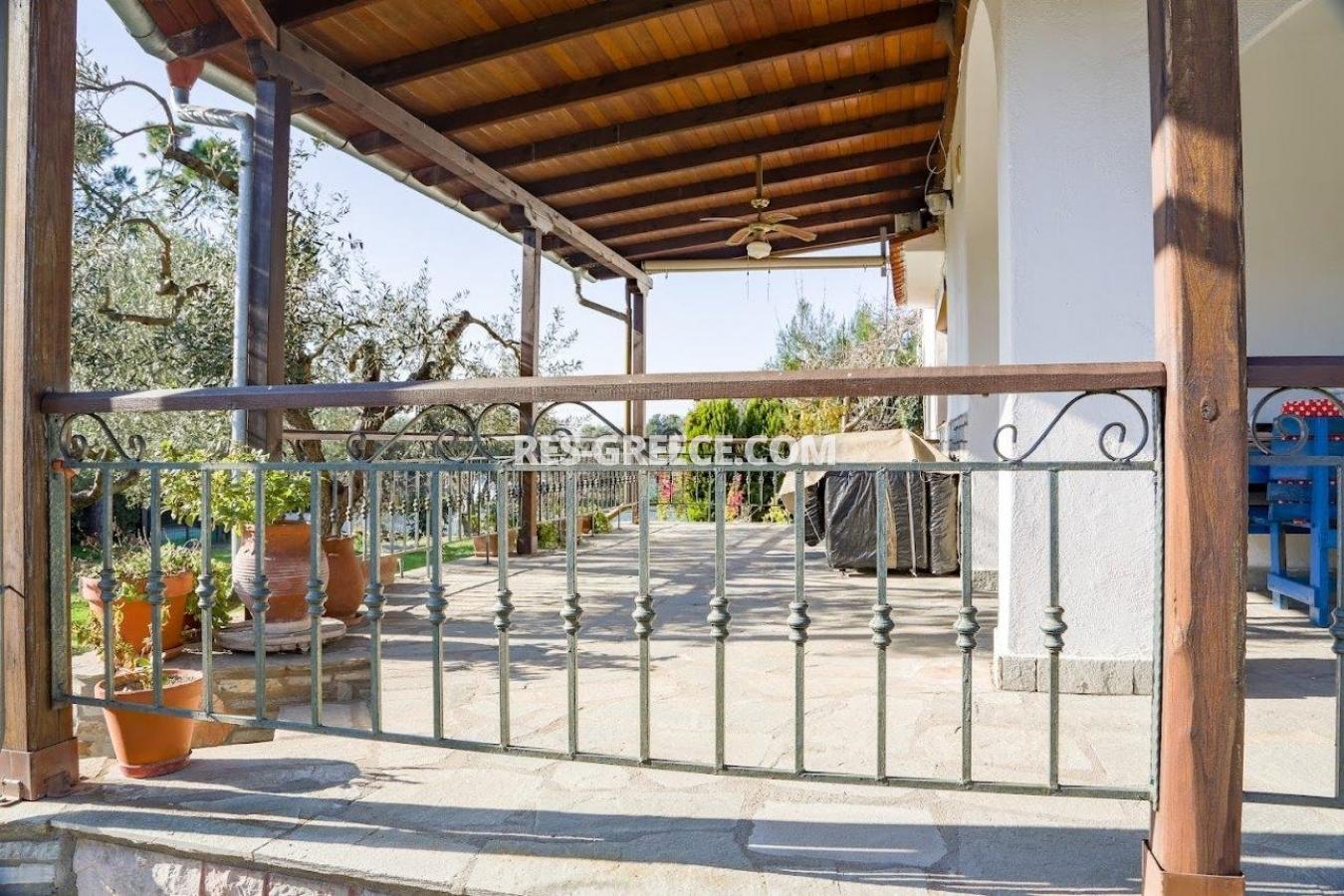 Прометеас, Халкидики-Ситония, Греция - большая вилла под реновацию в престижном месте в 80м от моря  - Фото 21