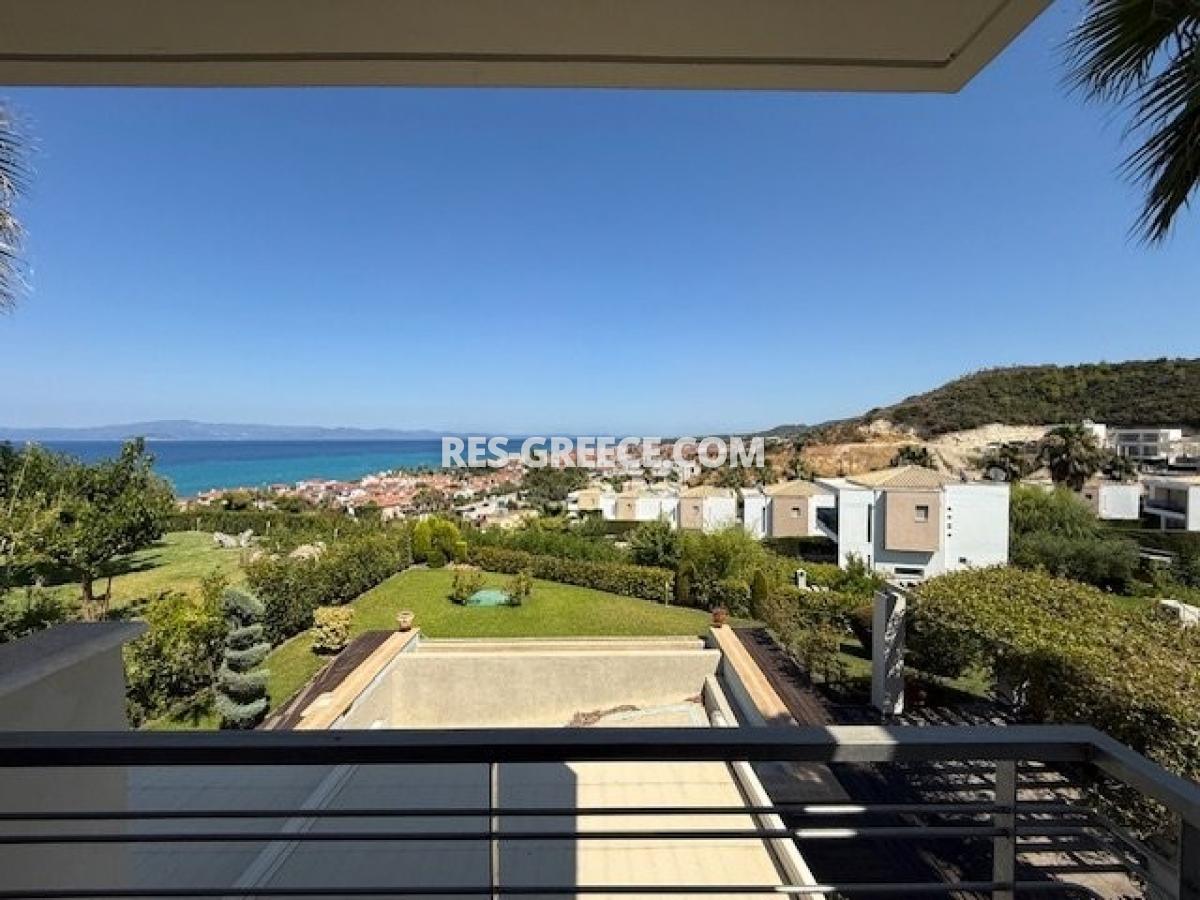 Ирида Маре 2, Халкидики-Кассандра, Греция - вилла с 5ю спальнями и великолепным садом в Пефкахори на продажу - Фото 6