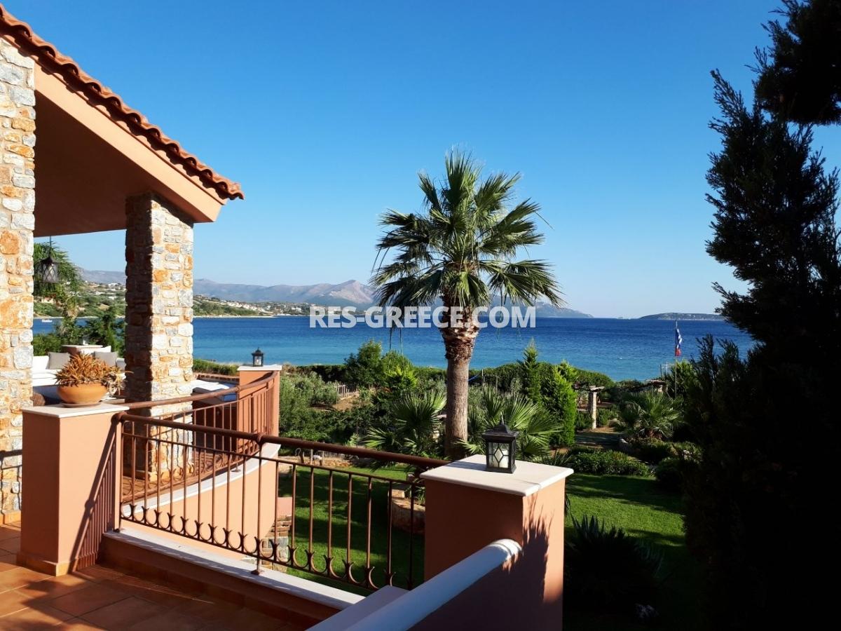 Лулуди, Каристос, Греция - 3 великолепные, полностью меблированные и готовые к проживанию виллы в изумительном на Эвии у практически частного песчаного пляжа, Фото 4