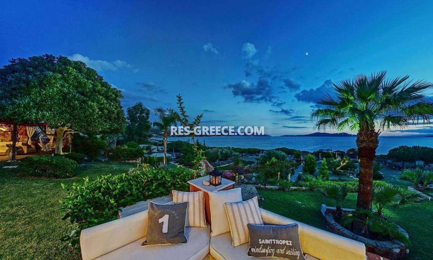 Лулуди, Каристос, Греция - 3 великолепные, полностью меблированные и готовые к проживанию виллы в изумительном на Эвии у практически частного песчаного пляжа, Фото 5