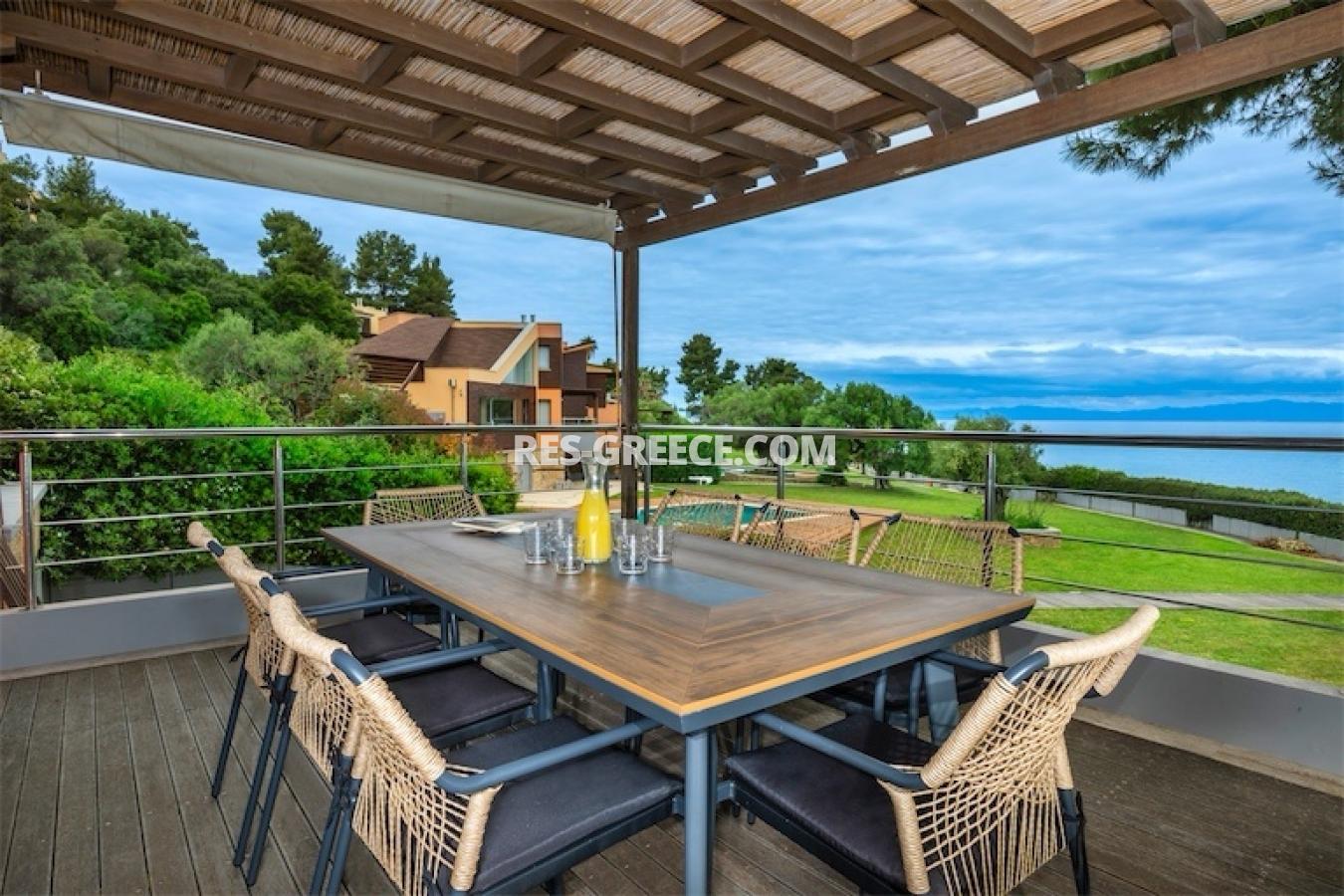 Паллирия вилла, Халкидики-Кассандра, Греция - вилла на 1 линии в закрытом комплексе Паллирис у моря - Фото 20