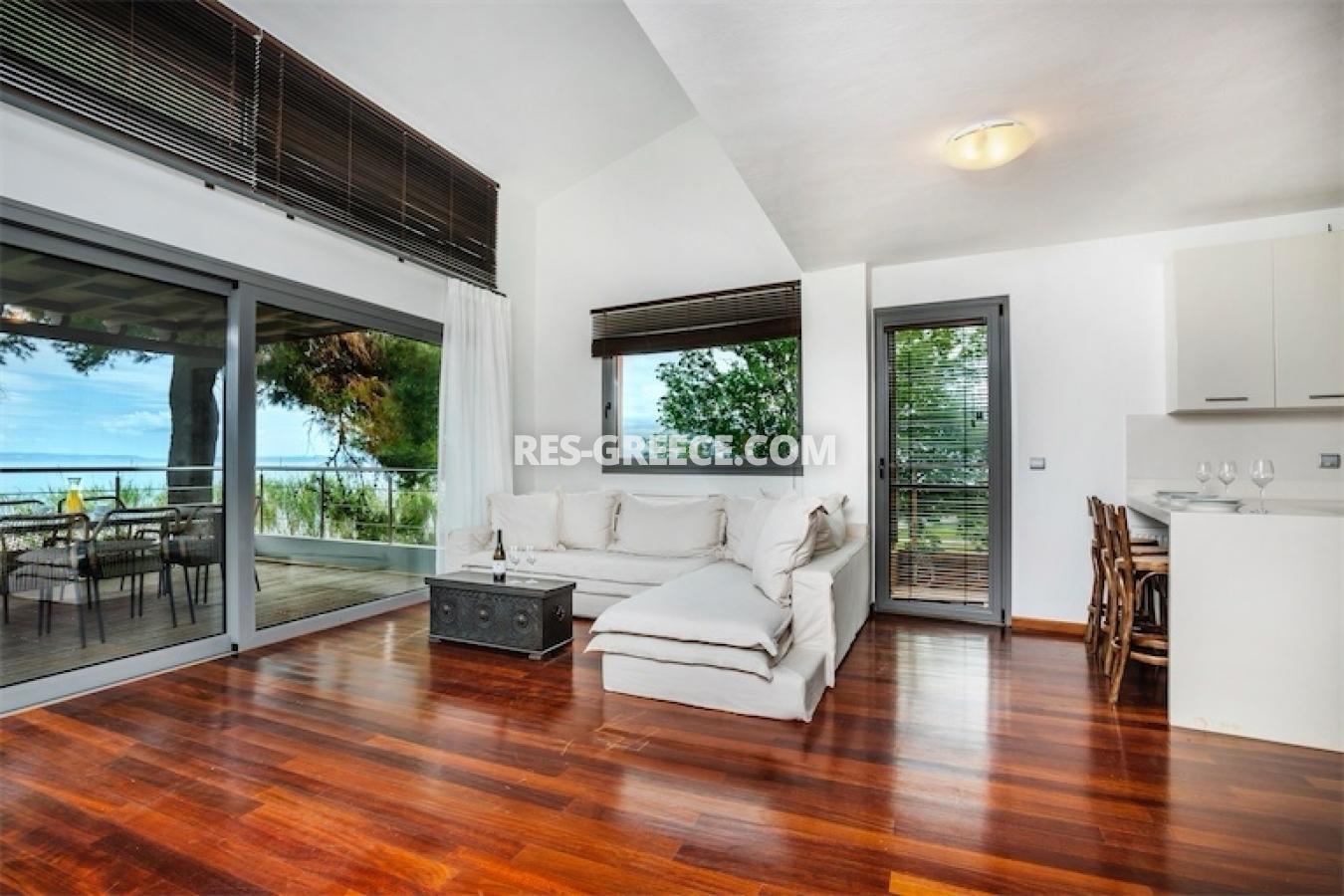 Паллирия вилла, Халкидики-Кассандра, Греция - вилла на 1 линии в закрытом комплексе Паллирис у моря - Фото 9