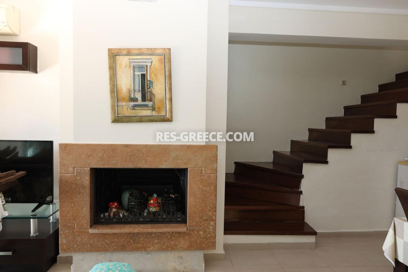 Голден Сэнд 5, Сивири, Греция - Вилла 123 м² в Сивири. 3 спальни, сад 400 м², вид на море. Меблирована, требует ремонта. Охраняемый комплекс., Фото 4